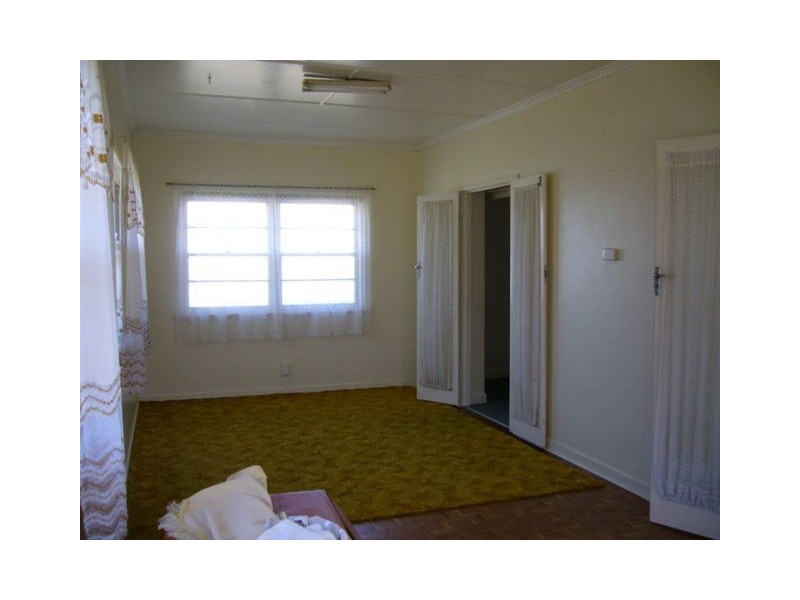 18 Weeroona Street, Chermside QLD 4032