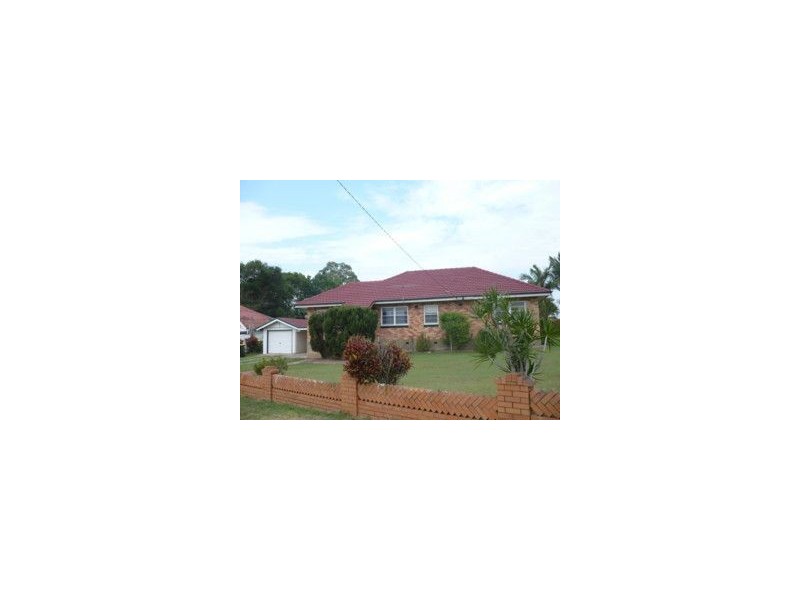 18 Weeroona Street, Chermside QLD 4032