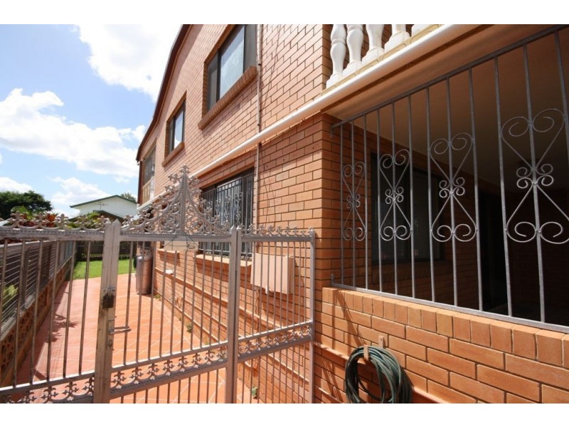 5 Champagne Street, Carseldine QLD 4034