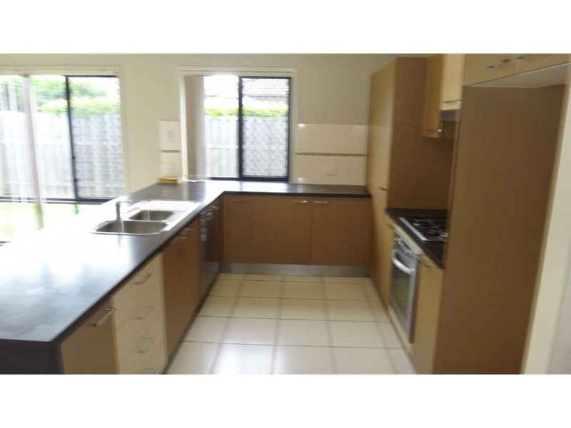 43 Waterlily Crct, Carseldine QLD 4034