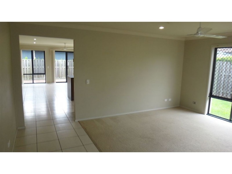 43 Waterlily Crct, Carseldine QLD 4034