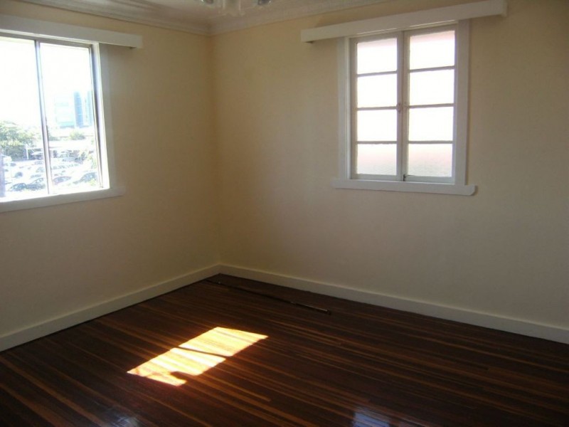 36 Charlotte Street, Chermside QLD 4032