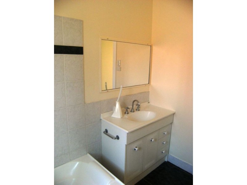 36 Charlotte Street, Chermside QLD 4032