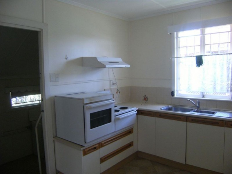 36 Charlotte Street, Chermside QLD 4032