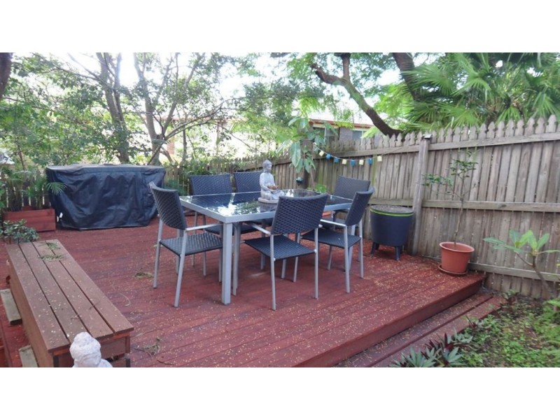 2/64 Gellibrand Street, Clayfield QLD 4011