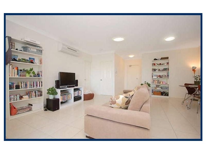 2/8 School Road, Stafford QLD 4053