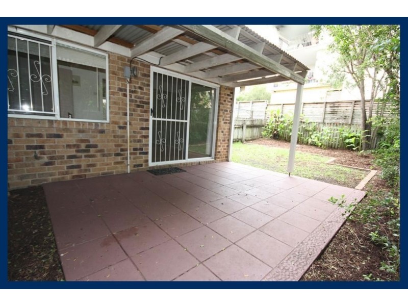 4/12 Sammels Drive, Chermside QLD 4032