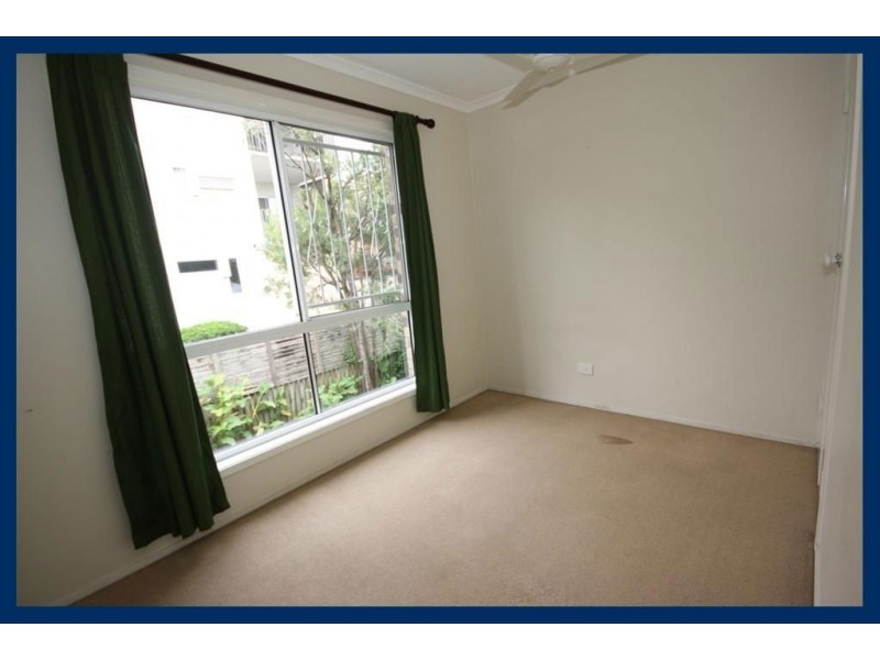 4/12 Sammels Drive, Chermside QLD 4032