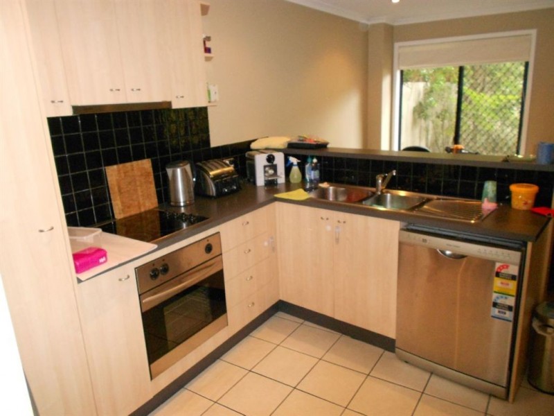 4/1 Bradley Avenue, Kedron QLD 4031