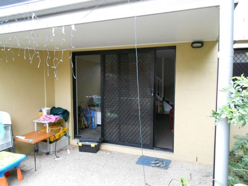 4/1 Bradley Avenue, Kedron QLD 4031