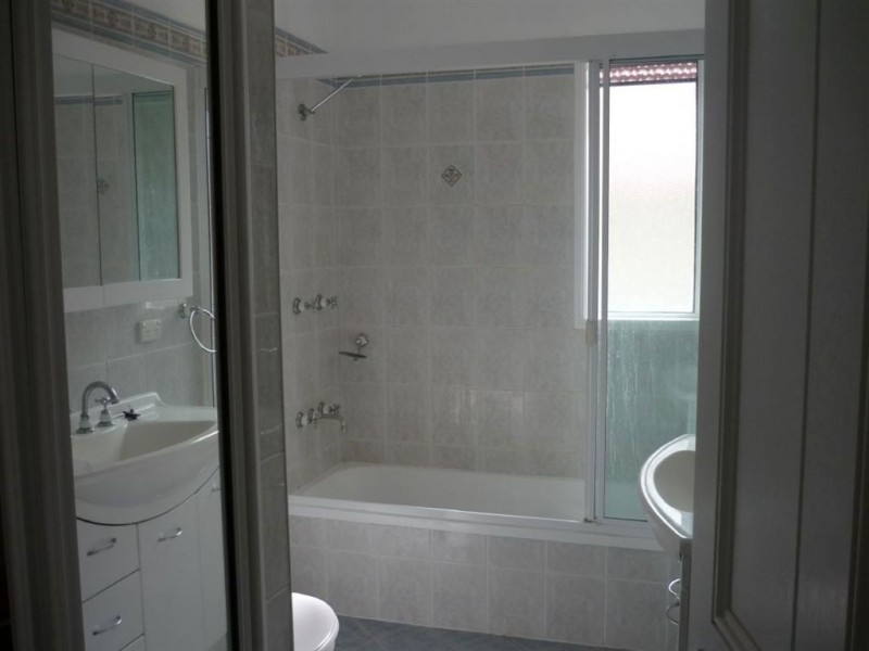 92 Spence Road, Wavell Heights QLD 4012