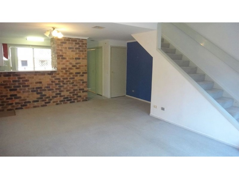 2/32 Rainey Street, Chermside QLD 4032