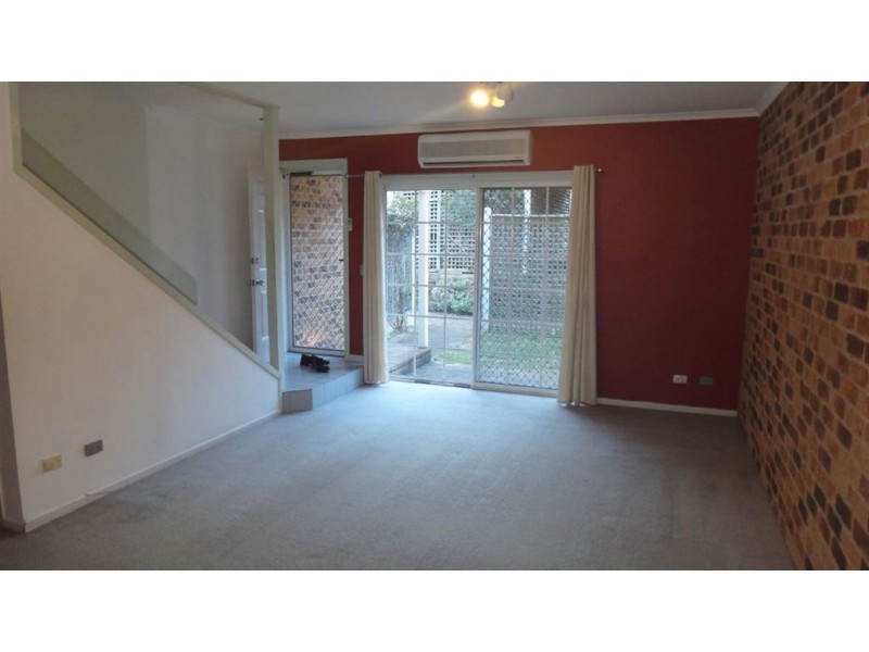 2/32 Rainey Street, Chermside QLD 4032