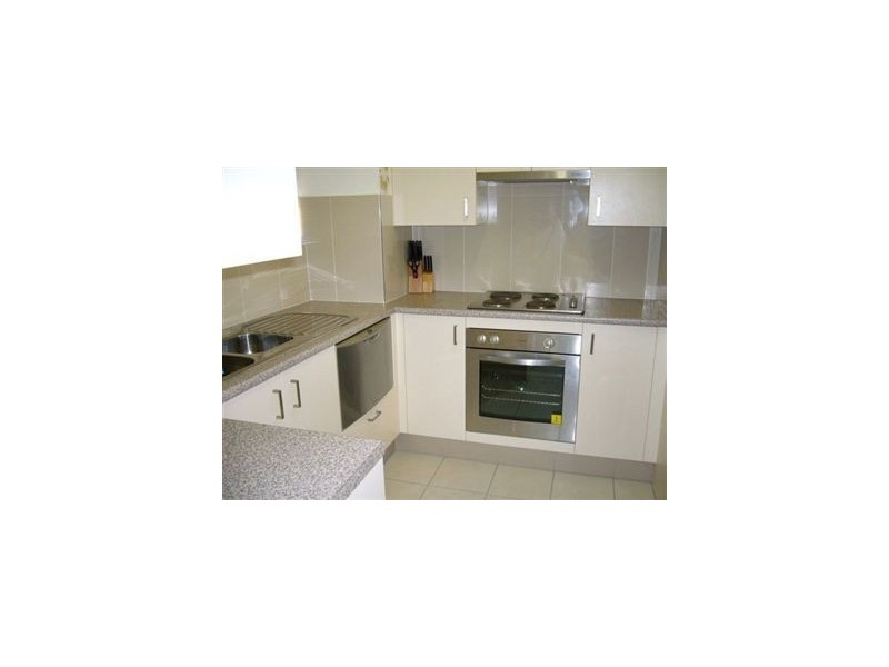 4/34 Kingsmill Street, Chermside QLD 4032