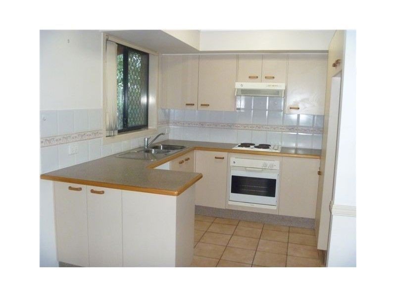 4/33 Hall Street, Chermside QLD 4032