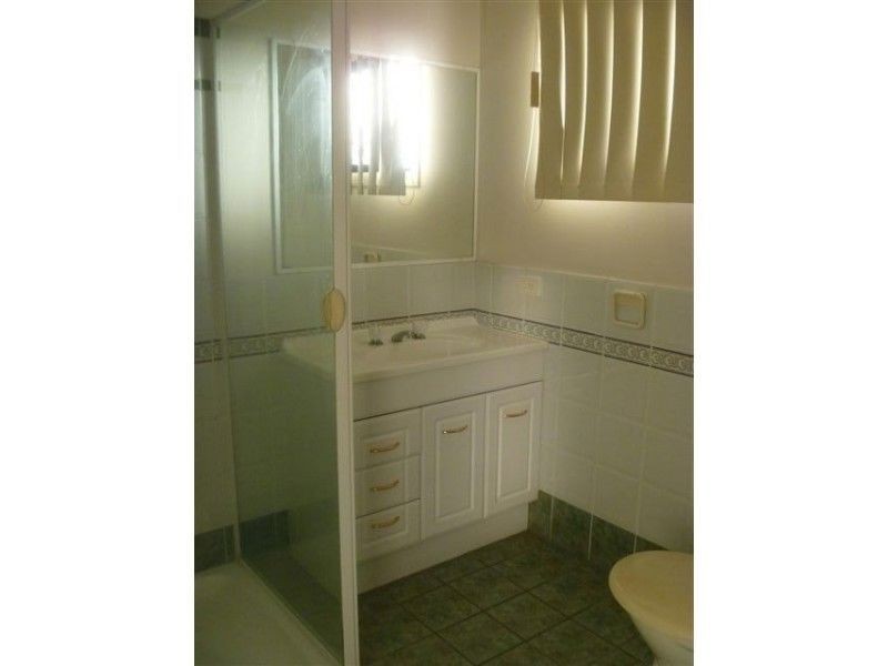 4/33 Hall Street, Chermside QLD 4032