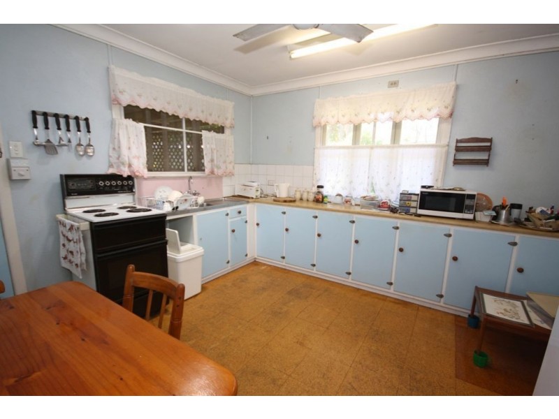 21 Beau-Vista Street, Geebung QLD 4034