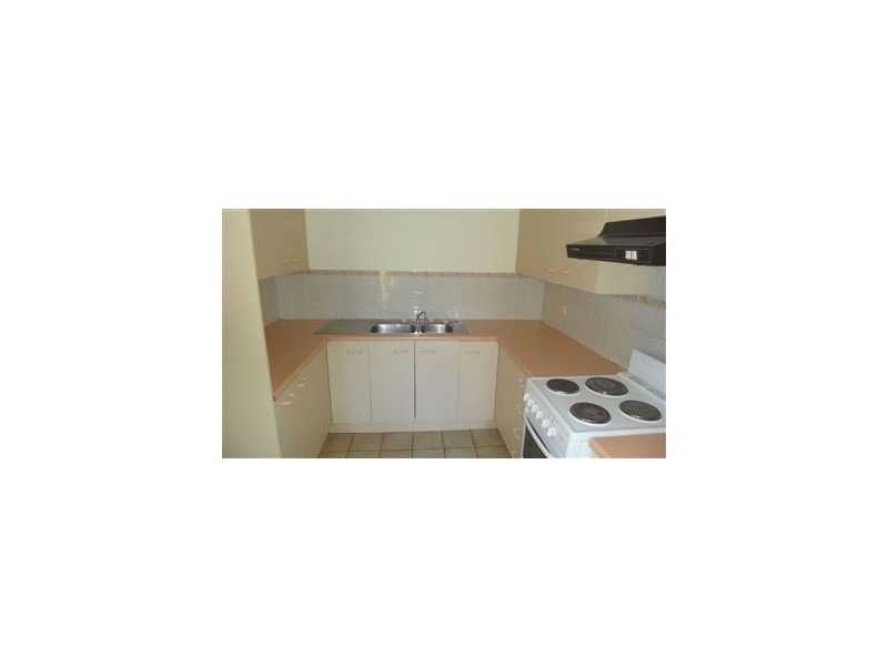 4/68 Hilltop Ave, Chermside QLD 4032