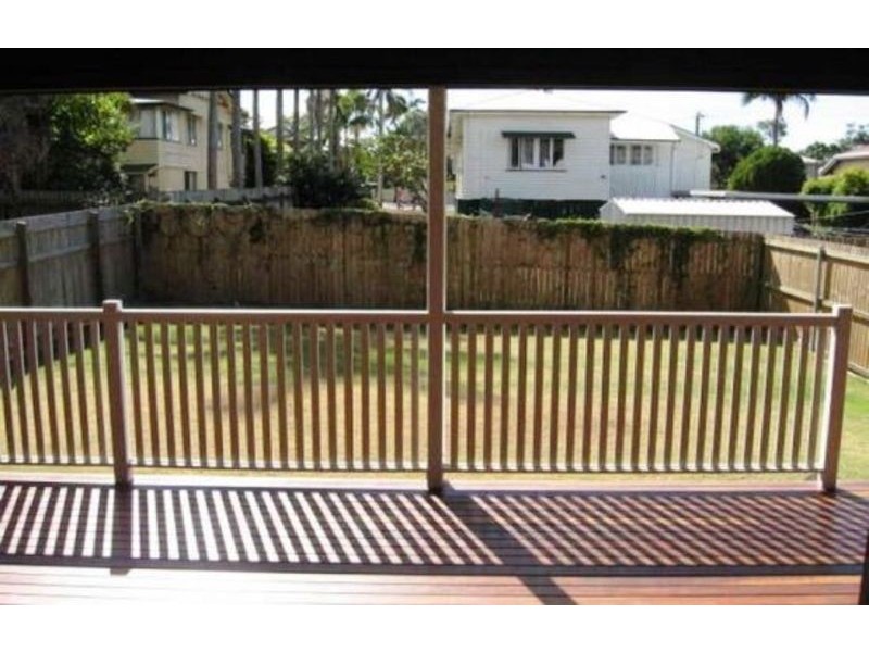 52 Ninth Avenue, Kedron QLD 4031