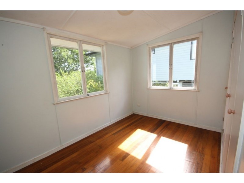 192 Kitchener Road, Kedron QLD 4031