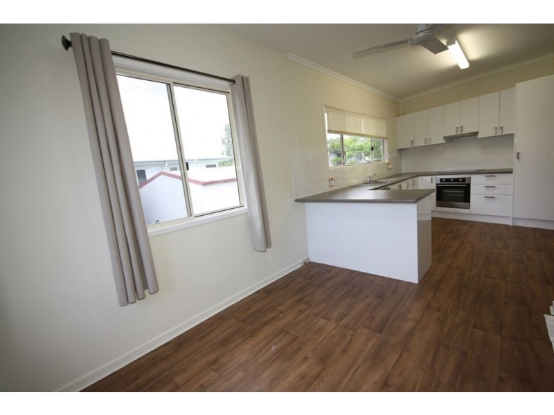 96 Maundrell Tce, Chermside West QLD 4032