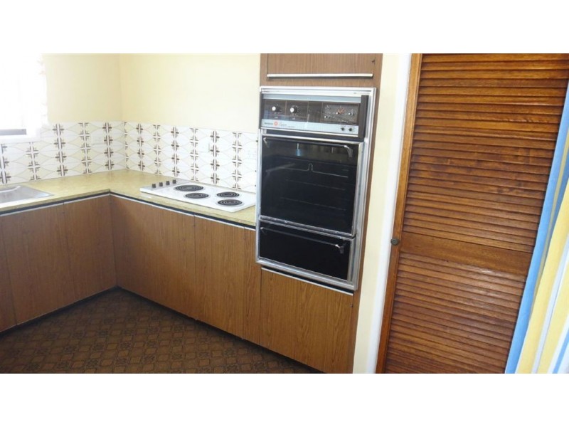 24 Wallace Street, Chermside QLD 4032