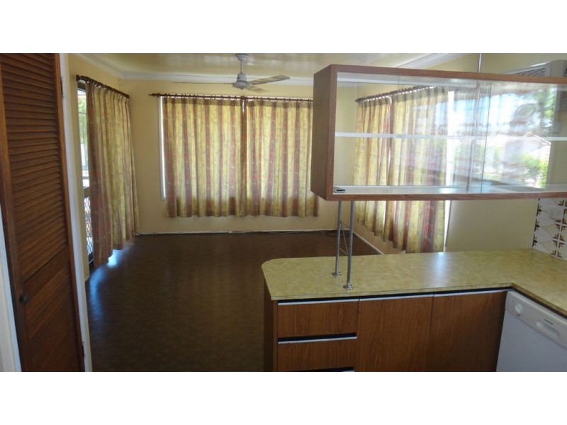 24 Wallace Street, Chermside QLD 4032