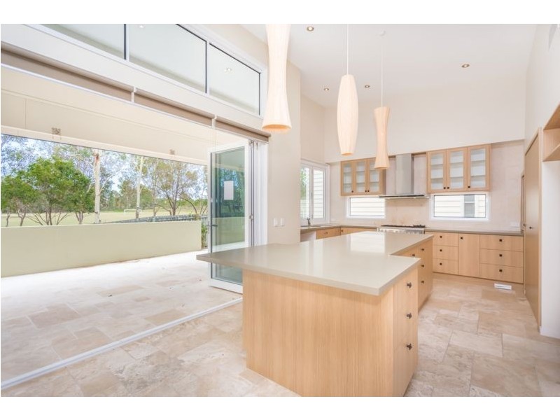 71 Darien Street, Bridgeman Downs QLD 4035