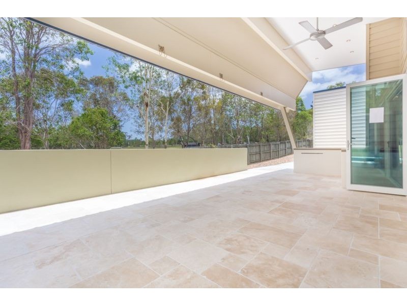 71 Darien Street, Bridgeman Downs QLD 4035