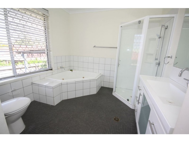 87 Redbourne Street, Chermside West QLD 4032