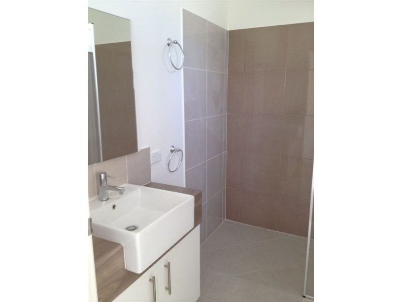 4/8 Palmerston Lane, Fitzgibbon QLD 4018