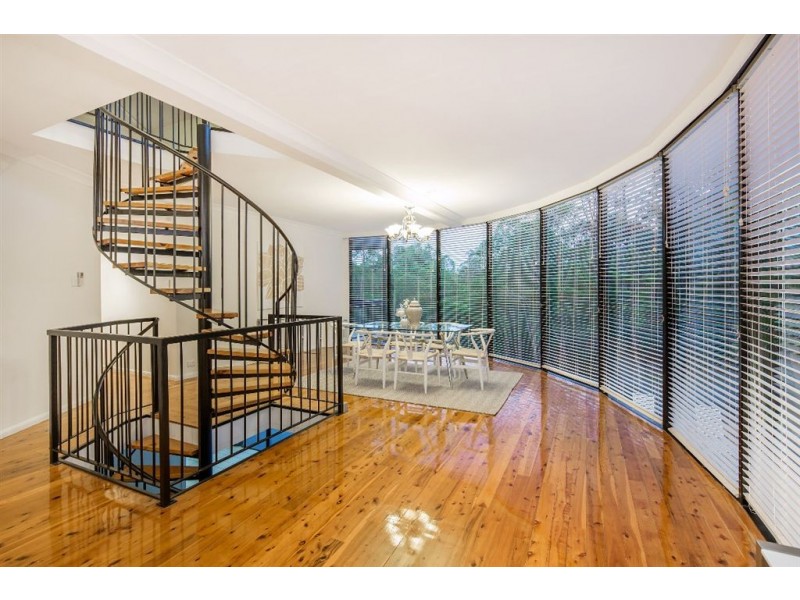 6 Christine Drive, Eatons Hill QLD 4037