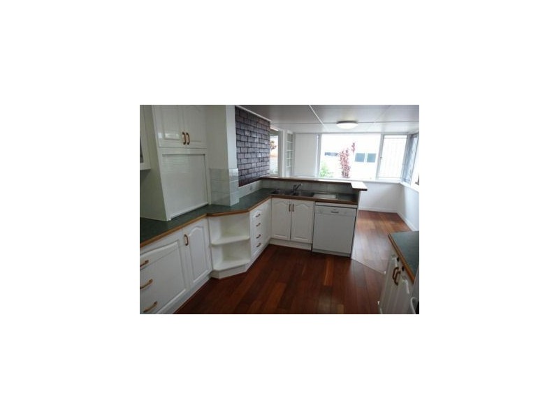 18 Bowd Parade, Wavell Heights QLD 4012