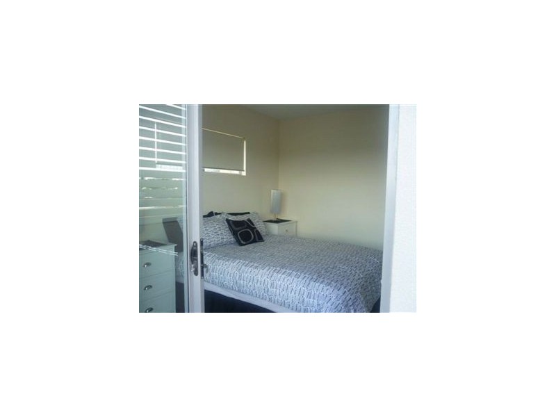 11/215 Wellington Street, East Brisbane QLD 4169