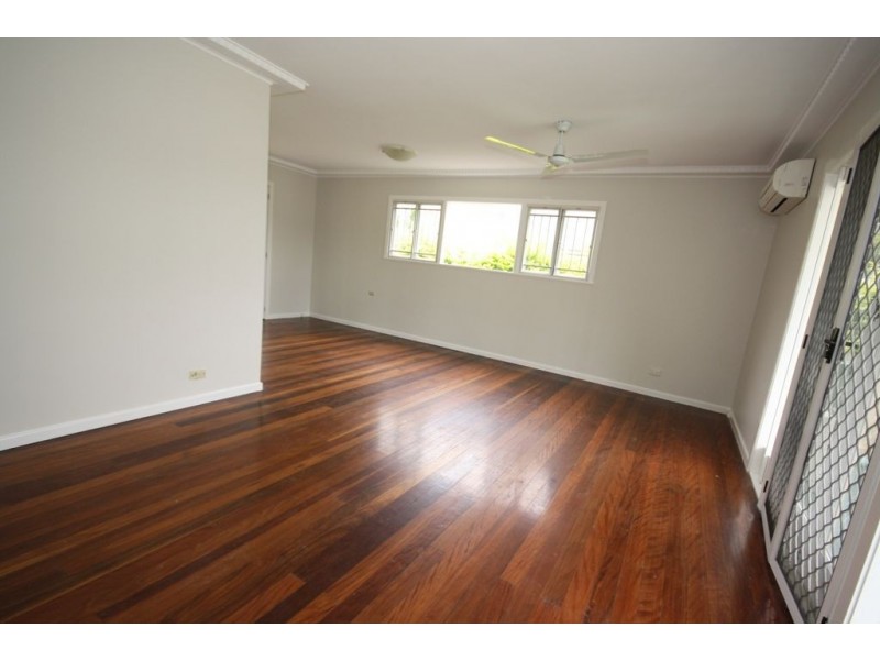 696 Robinson Road, Aspley QLD 4034