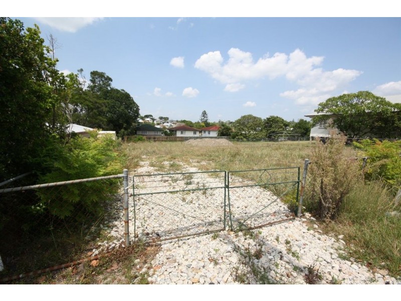 10 Araluen Street, Kedron QLD 4031