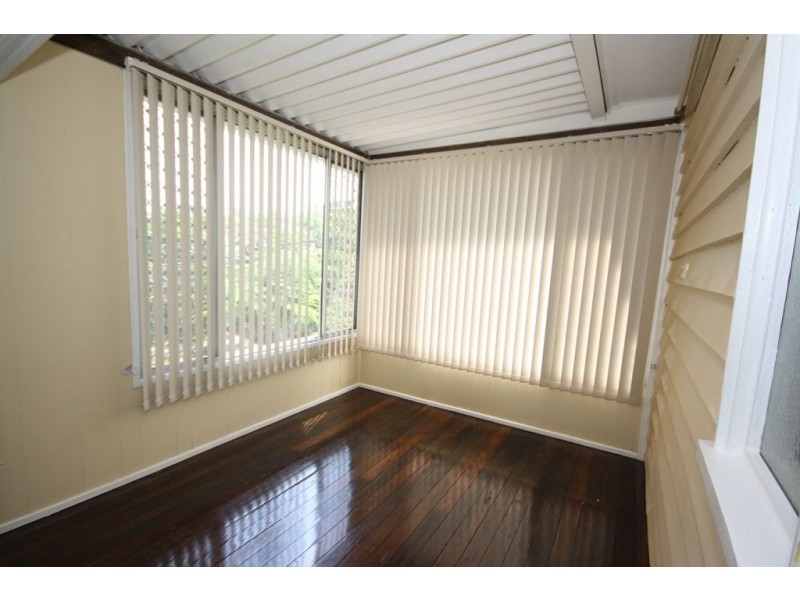 27 Minore Street, Chermside QLD 4032