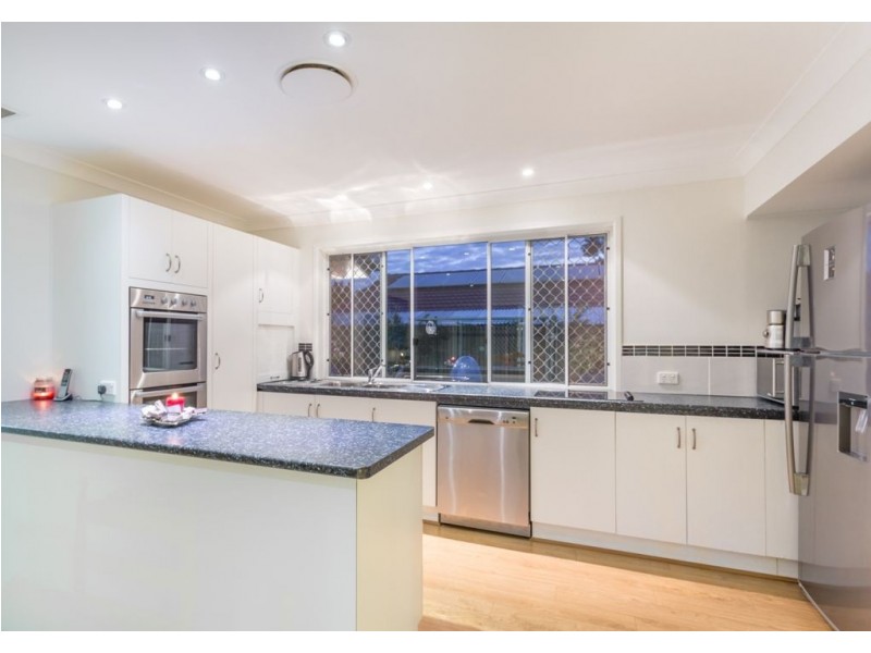 7 Chisholm Ct, Albany Creek QLD 4035