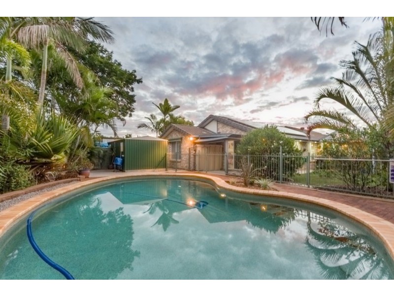 7 Chisholm Ct, Albany Creek QLD 4035