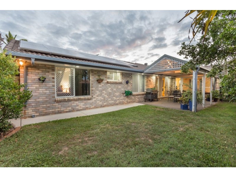 7 Chisholm Ct, Albany Creek QLD 4035