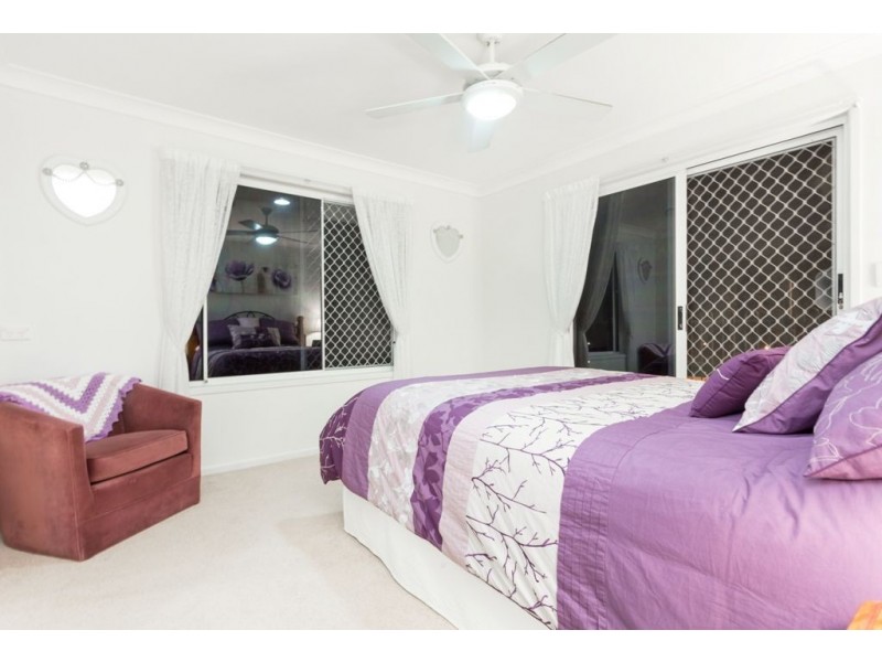 7 Chisholm Ct, Albany Creek QLD 4035