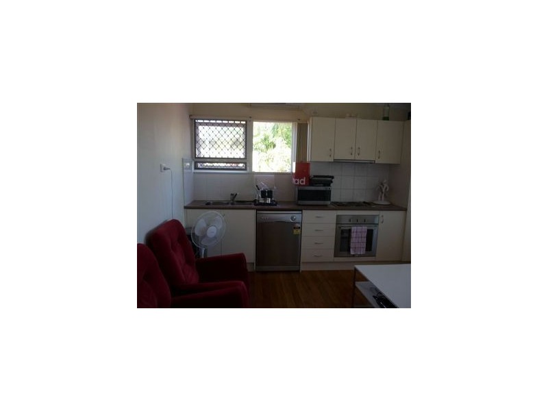 8/211 Webster Road, Stafford QLD 4053