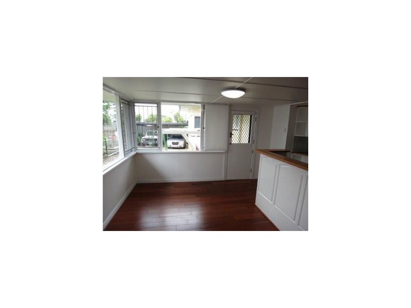 18 Bowd Parade, Wavell Heights QLD 4012