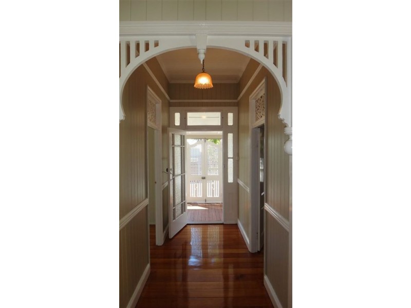 72 Days Road, Grange QLD 4051