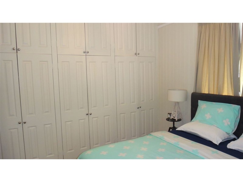 72 Days Road, Grange QLD 4051