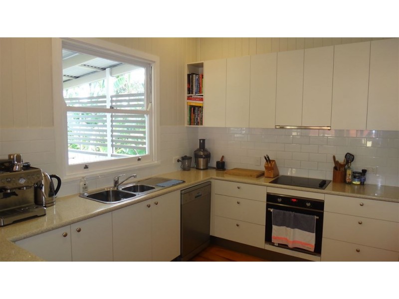 72 Days Road, Grange QLD 4051