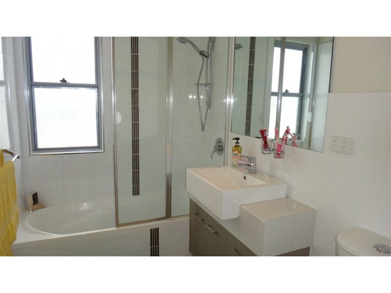 3/42 Pioneer Street, Zillmere QLD 4034