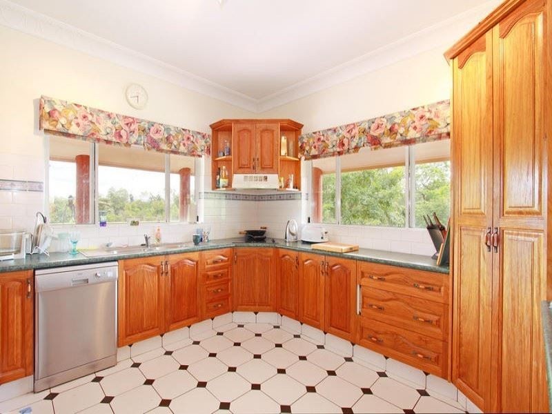 78 White Street, Everton Park QLD 4053