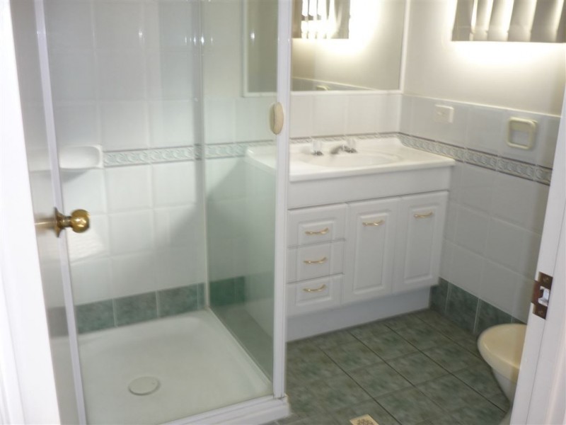 4/33 Hall Street, Chermside QLD 4032