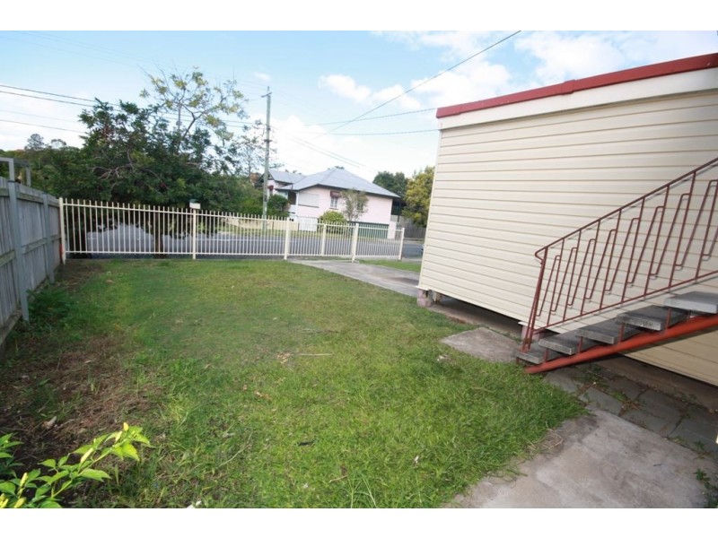 31 Shamrock Street, Gordon Park QLD 4031